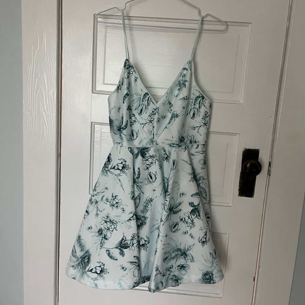 Silence + Noise Party Dress - Picture 2 of 6